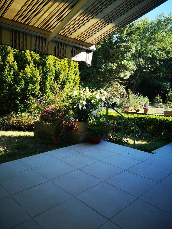 Chez Eliane Apartment Villeneuve-la-Comptal Luaran gambar